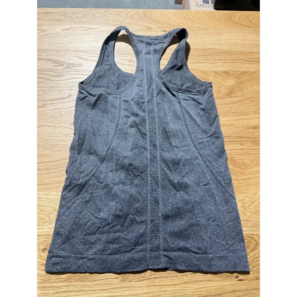 Lululemon Athletica Swiftly Tech Racerback Tank Top - Size 4